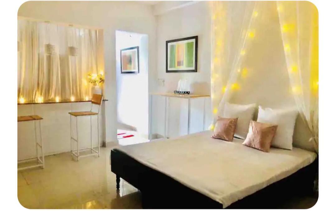 Lighthouse Bnb Indore Esterno foto